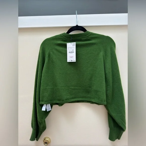 Zara cropped long sleeved sweater/top - Picture 5 of 5